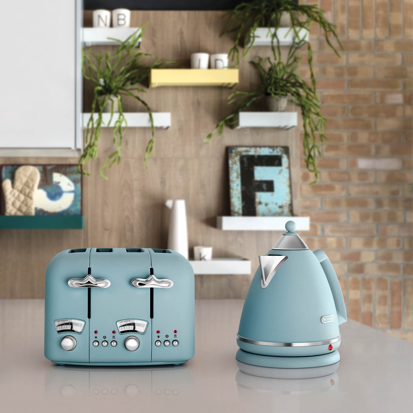 De’Longhi 4 Slice Argento Toaster