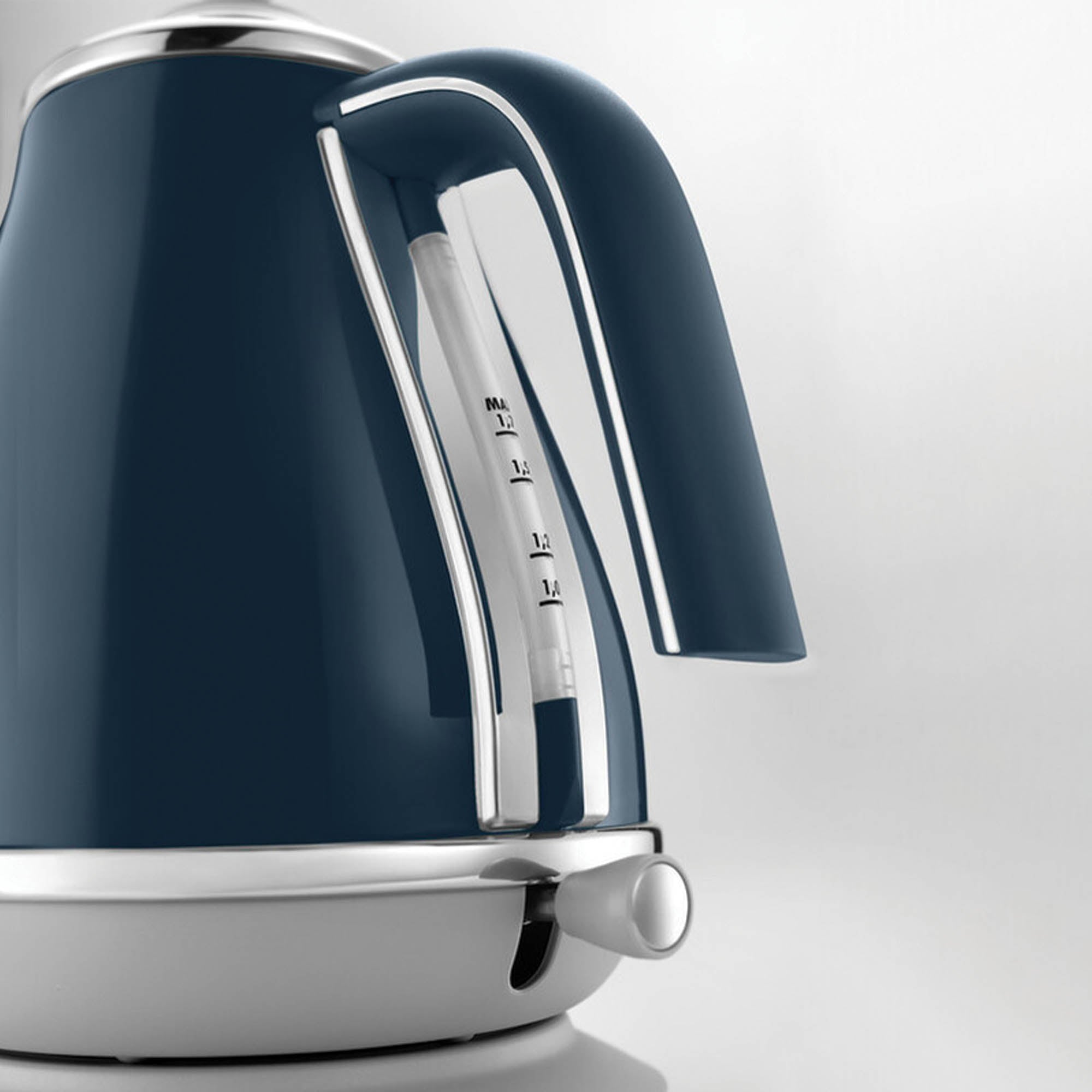 De’Longhi Icona Capitals Kettle 1.7L