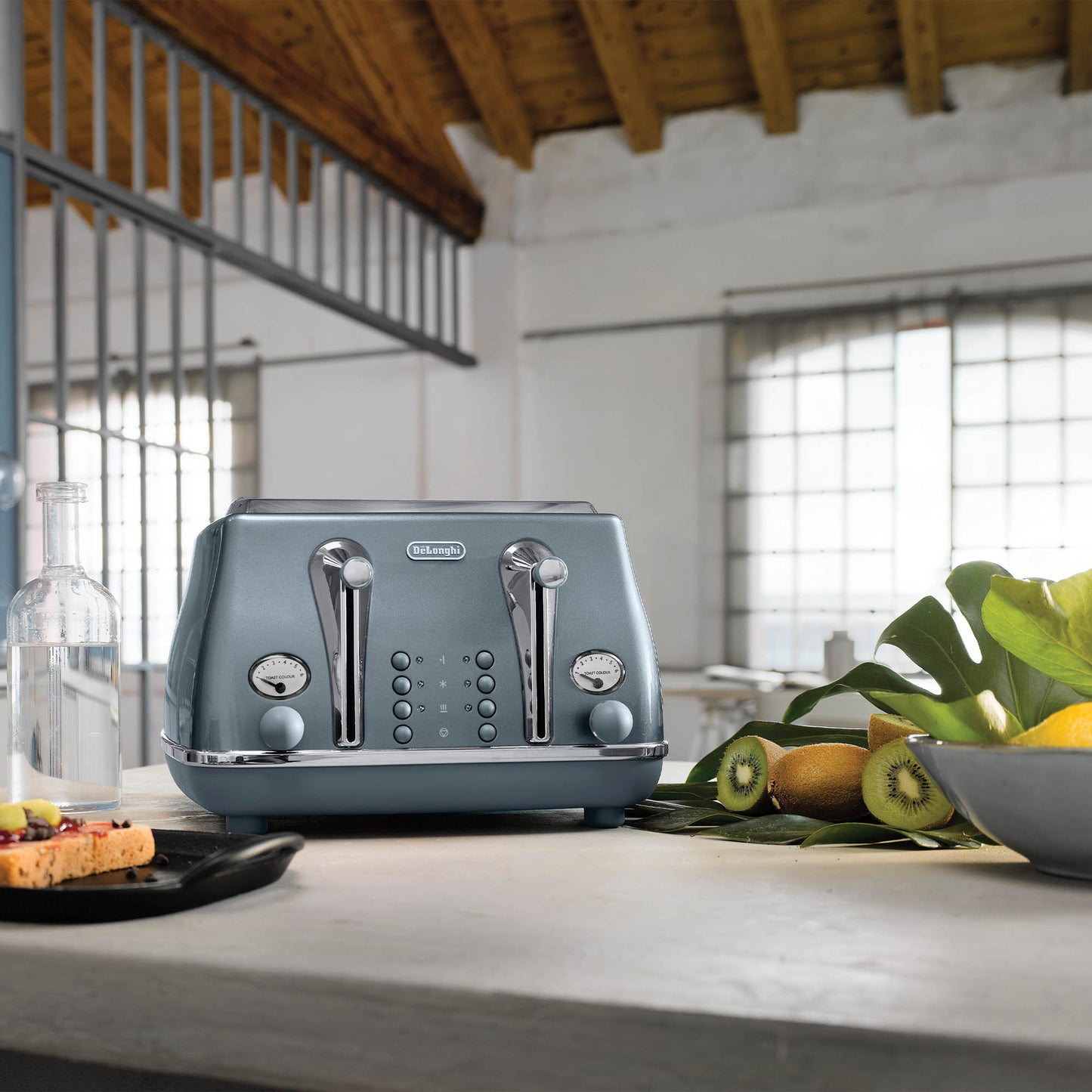 De’Longhi 4-Slice Icona Metallics Toaster – Azure