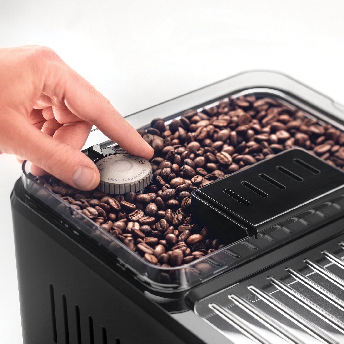 De’Longhi Eletta Explore Bean-to-Cup Automatic Coffee Machine