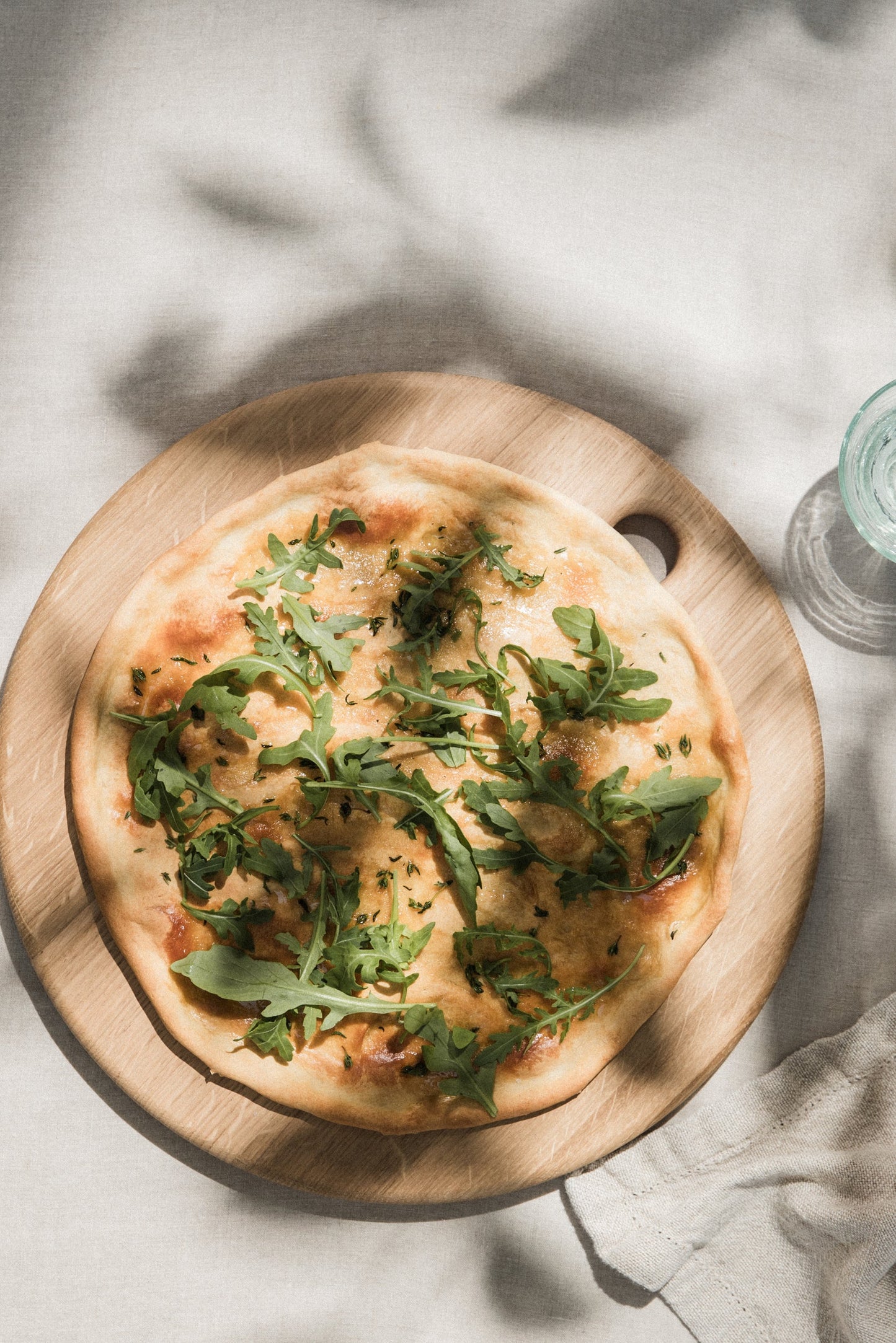 Round Wooden Pizza Board - Oak