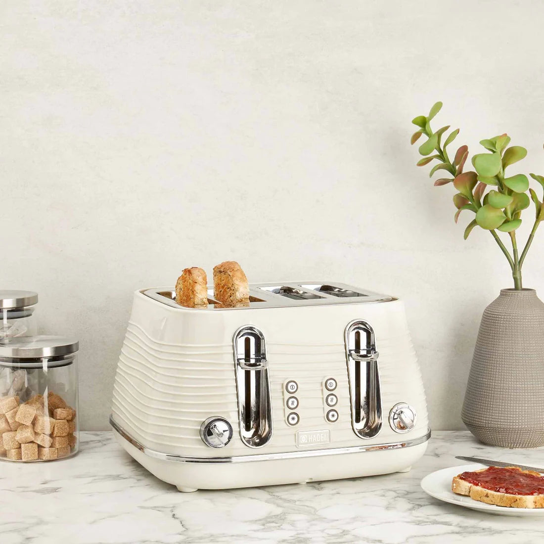 Haden Devon 4 Slice Toaster Cream