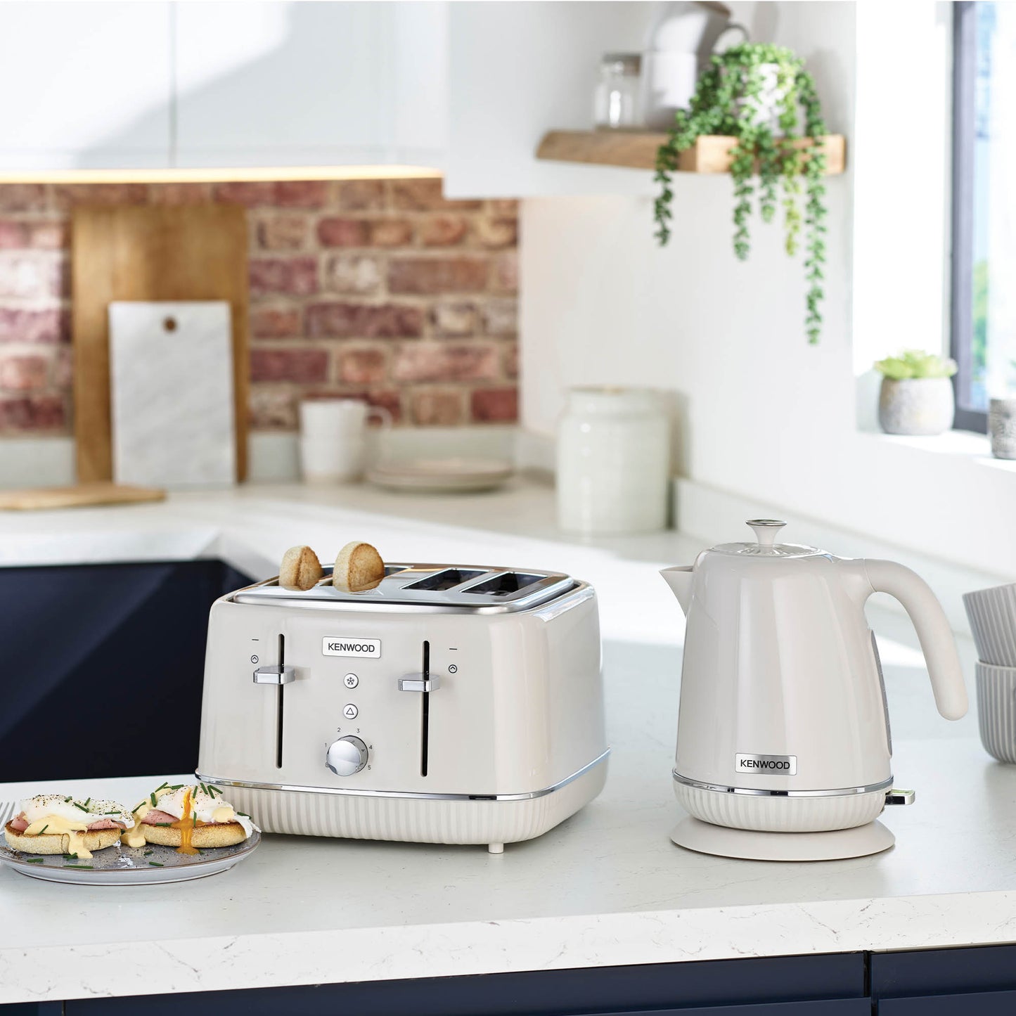 Kenwood Elegancy Kettle 1.7L – Clotted Cream