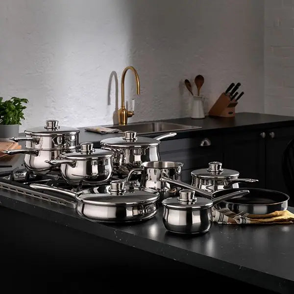 Stellar Classic, 9 Piece Saucepan Set