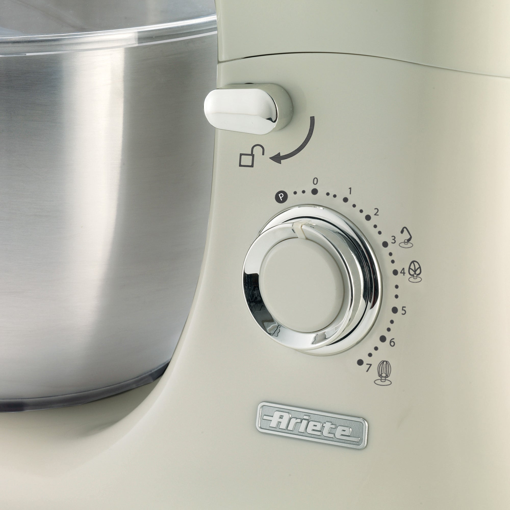 Ariete 1200W Vintage 5.5L Stand Mixer