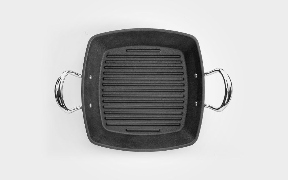 Samuel Groves 26cm Britannia cast iron square griddle, with side handles