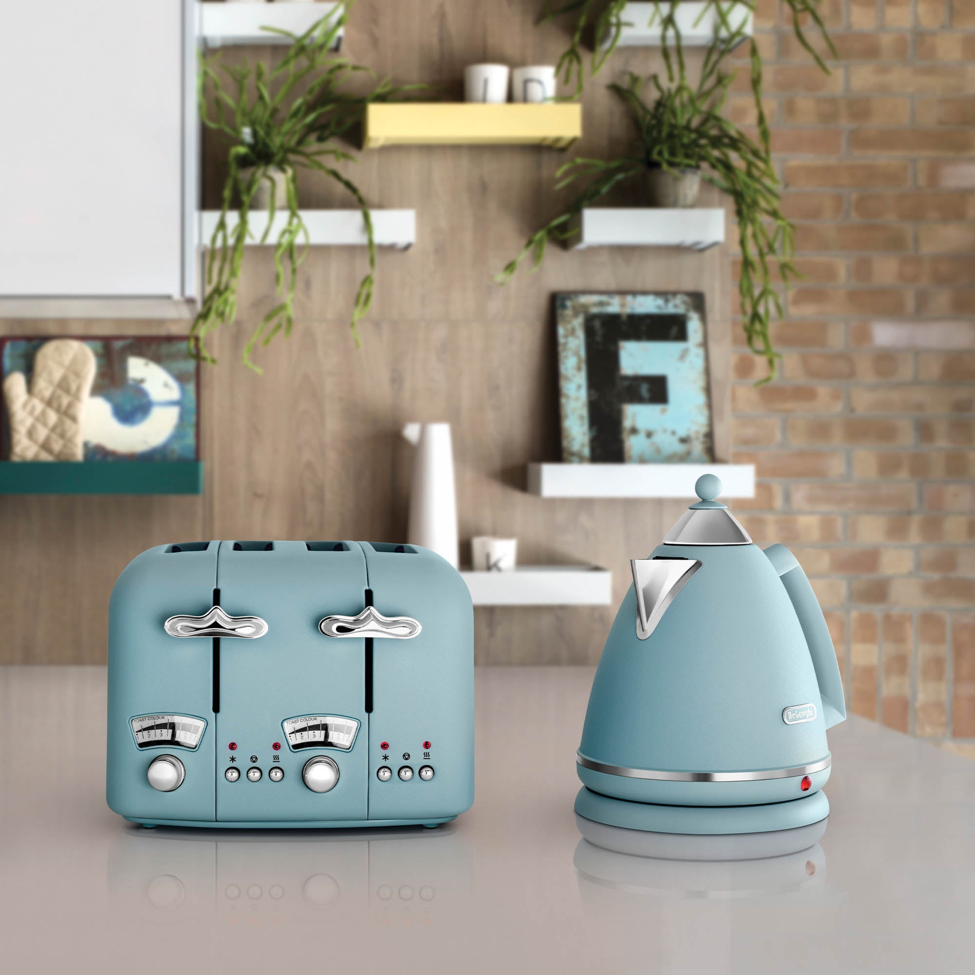 De’Longhi Argento Kettle – 1.7L