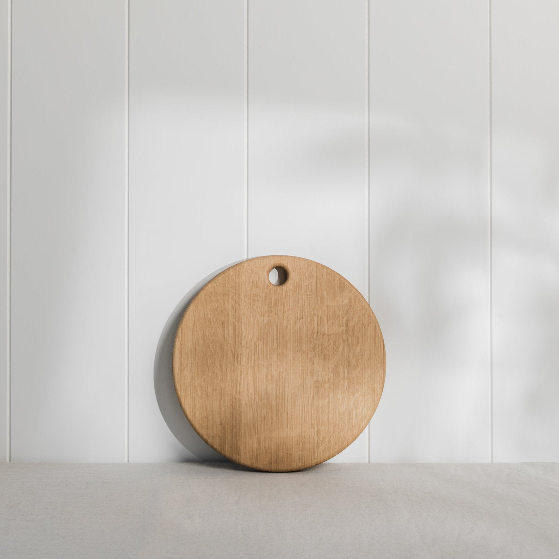 Round Wooden Pizza Board - Oak