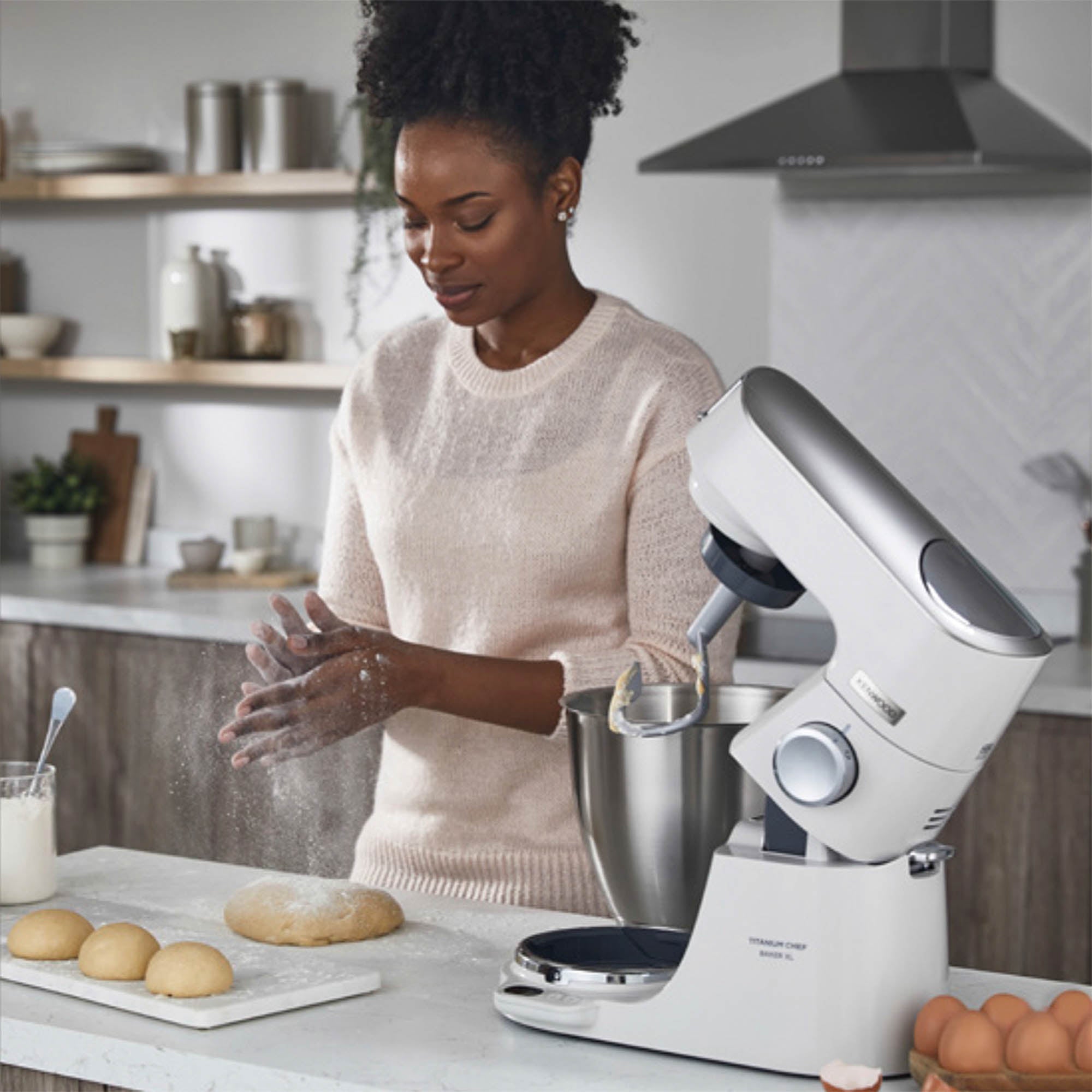 Kenwood 5L Titanium Chef Baker Stand Mixer – White