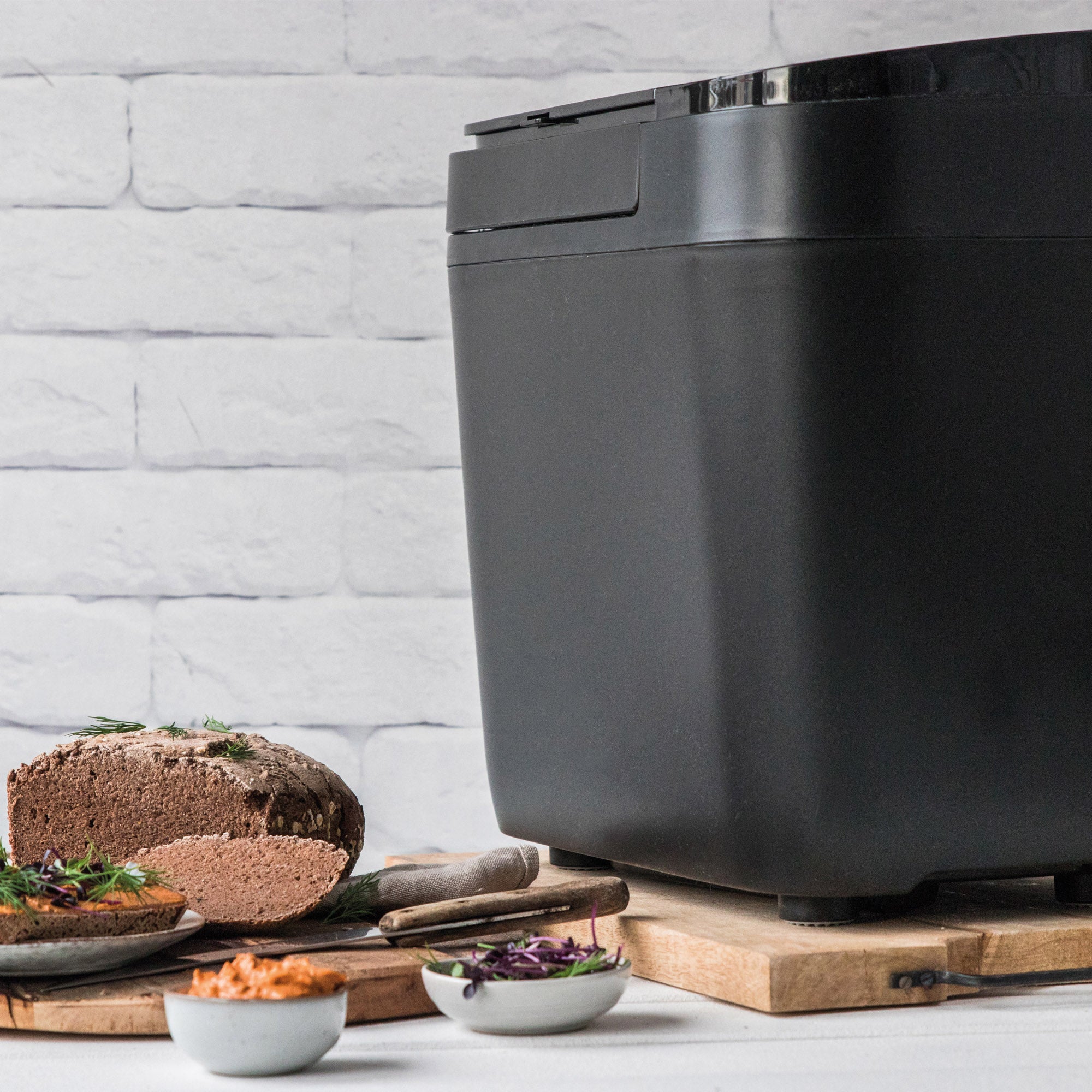 Panasonic Automatic Breadmaker with 30 Programmes – Black