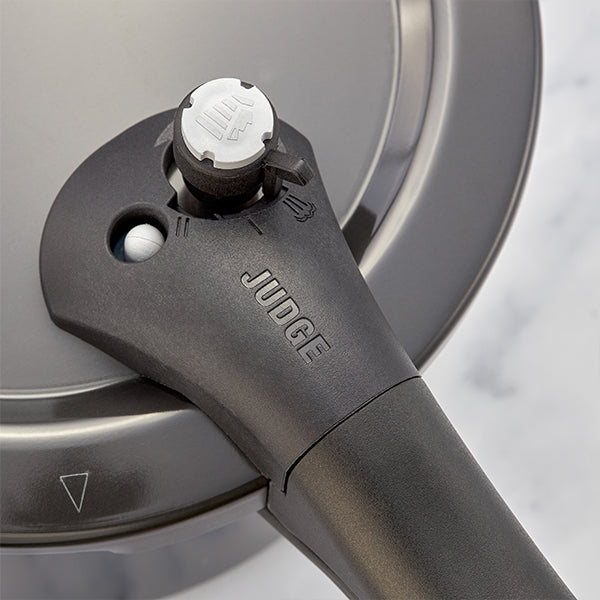 Judge Hard Anodised Pressure Cooker, 5L