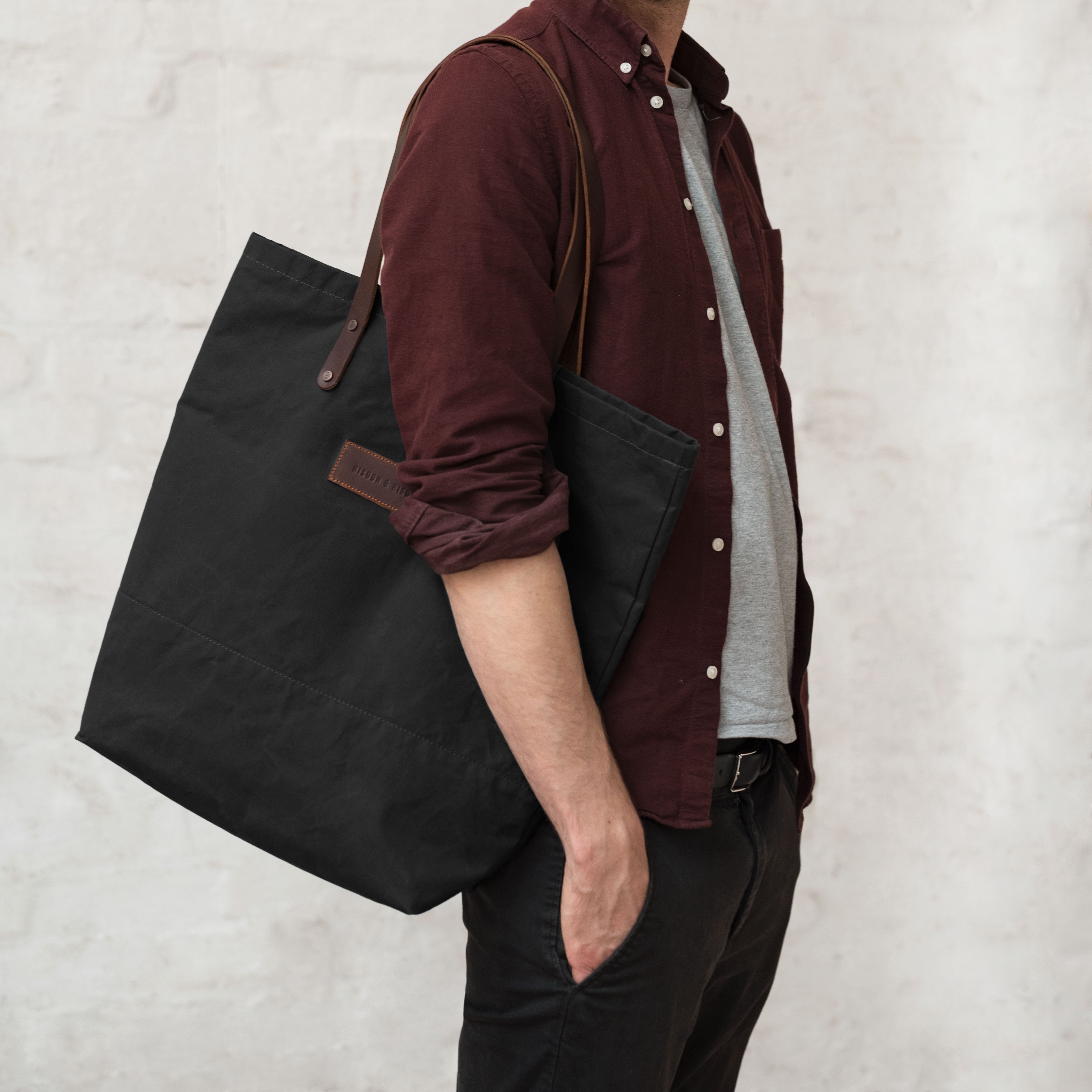 risdon and risdon waxed canvas and leather tote bag made in england horween leather british canvas